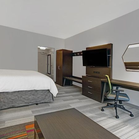 Holiday Inn Express - Milwaukee Downtown By Ihg Экстерьер фото