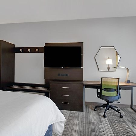 Holiday Inn Express - Milwaukee Downtown By Ihg Экстерьер фото