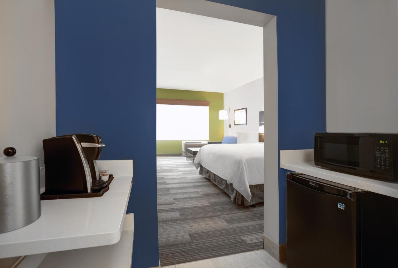 Holiday Inn Express - Milwaukee Downtown By Ihg Экстерьер фото