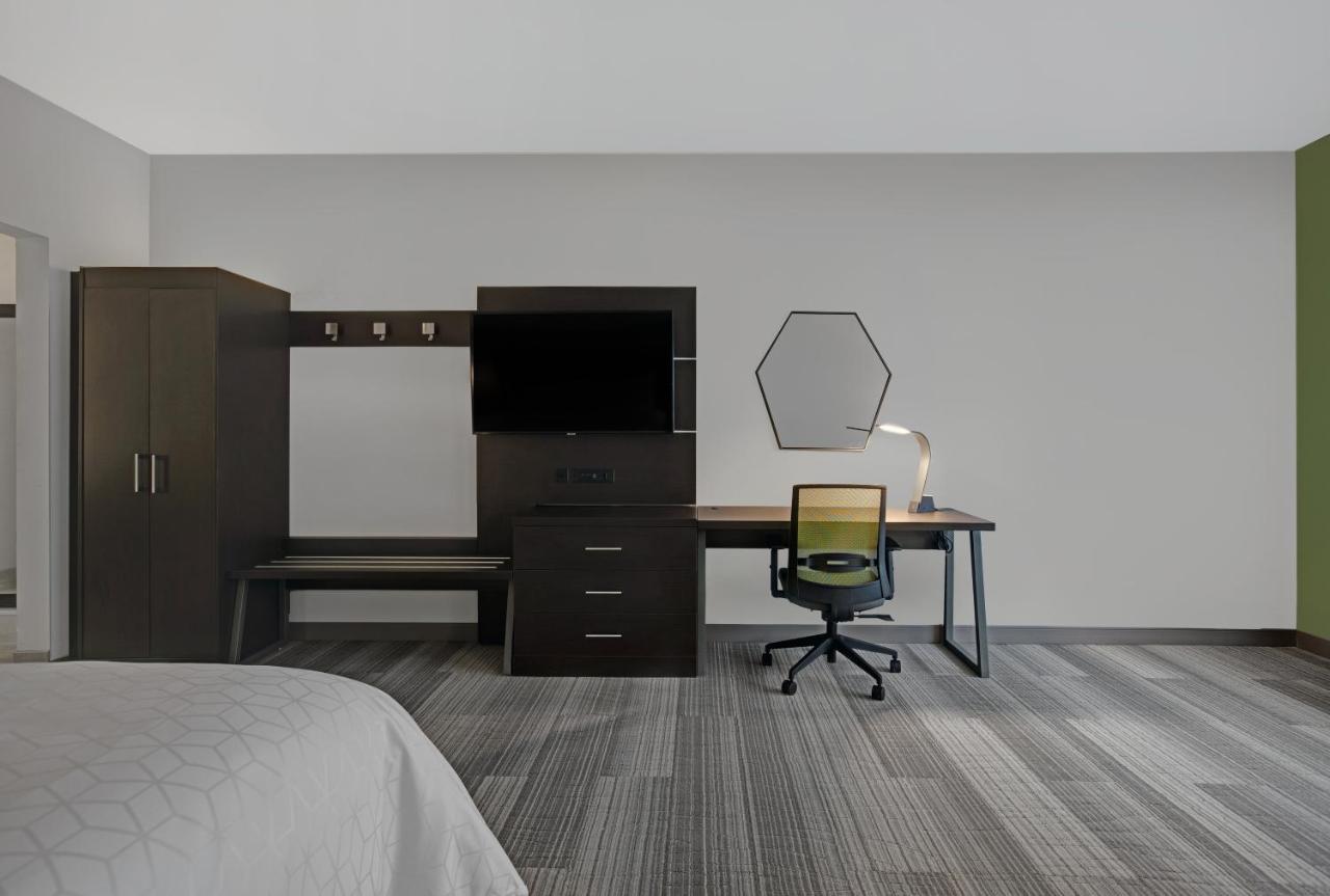 Holiday Inn Express - Milwaukee Downtown By Ihg Экстерьер фото