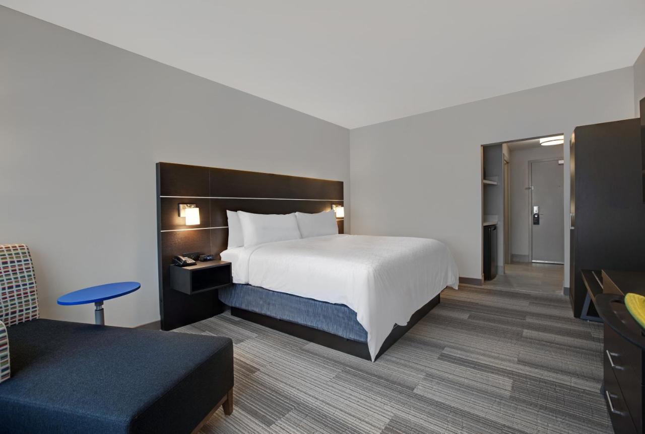 Holiday Inn Express - Milwaukee Downtown By Ihg Экстерьер фото