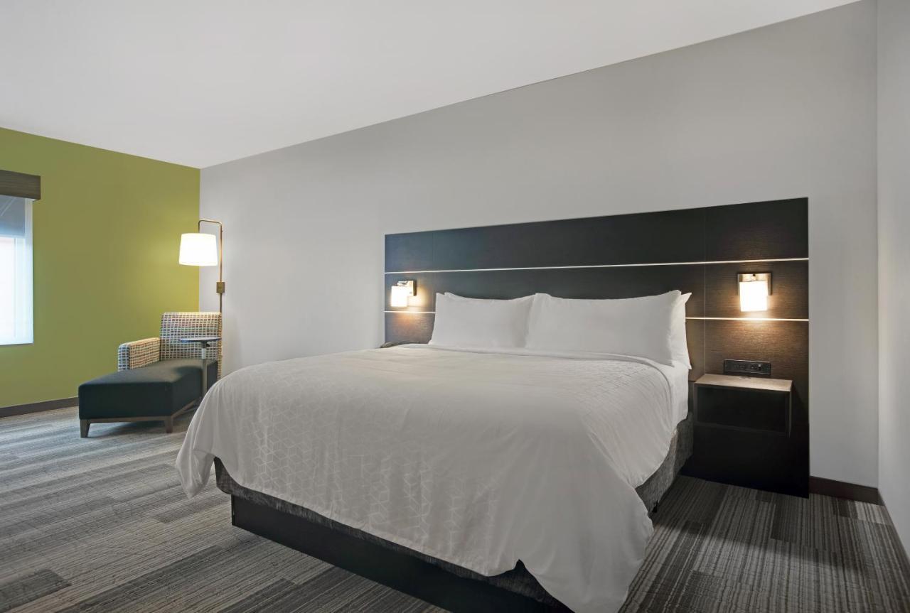 Holiday Inn Express - Milwaukee Downtown By Ihg Экстерьер фото