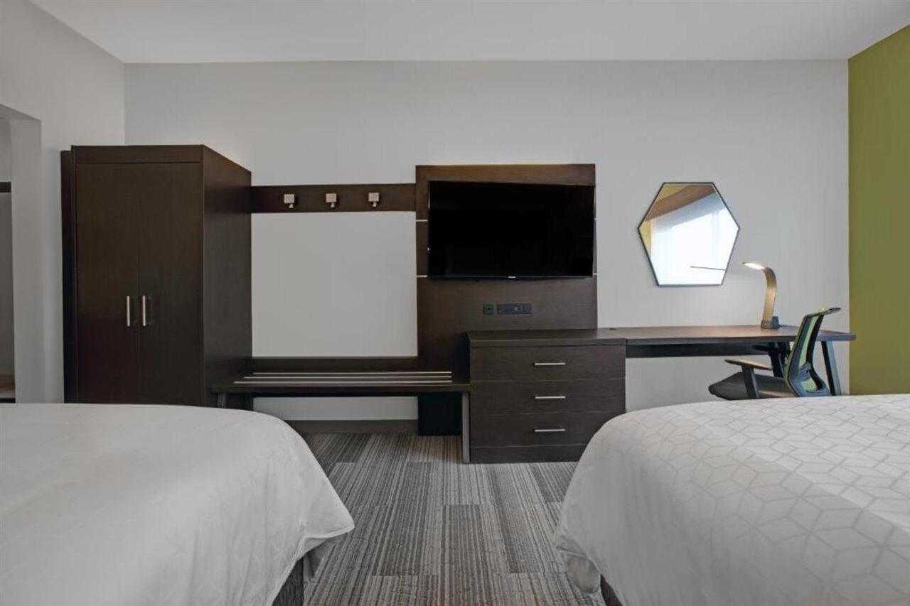 Holiday Inn Express - Milwaukee Downtown By Ihg Экстерьер фото